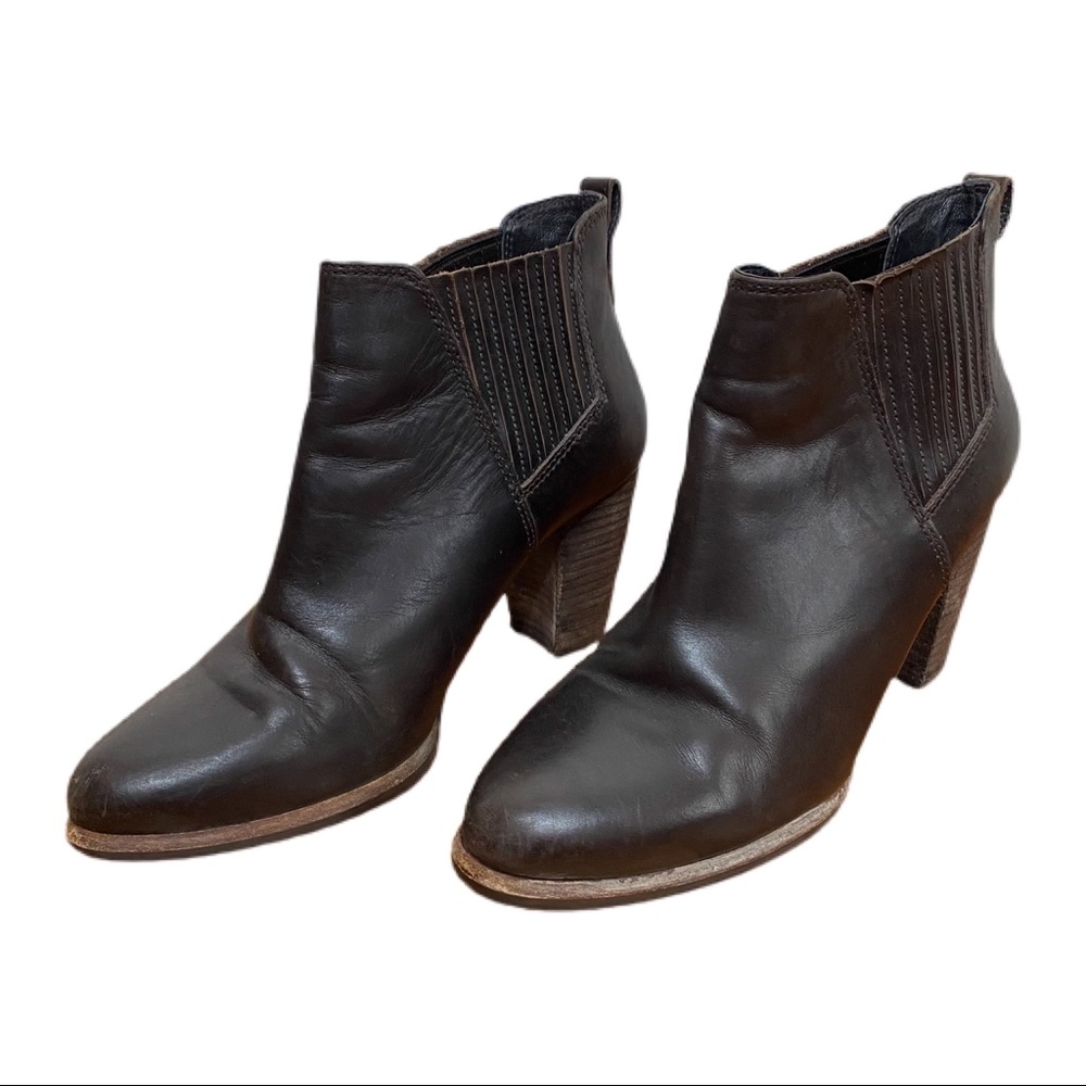 UGG Dark dark brown  Leather Poppy Heeled Chelsea Booties